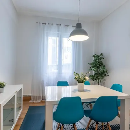 Apartamento Espacioso Y Acogedor En El Centro Azkuna